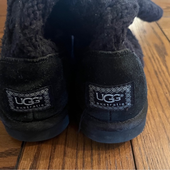 UGG sweater boots - Picture 3 of 5